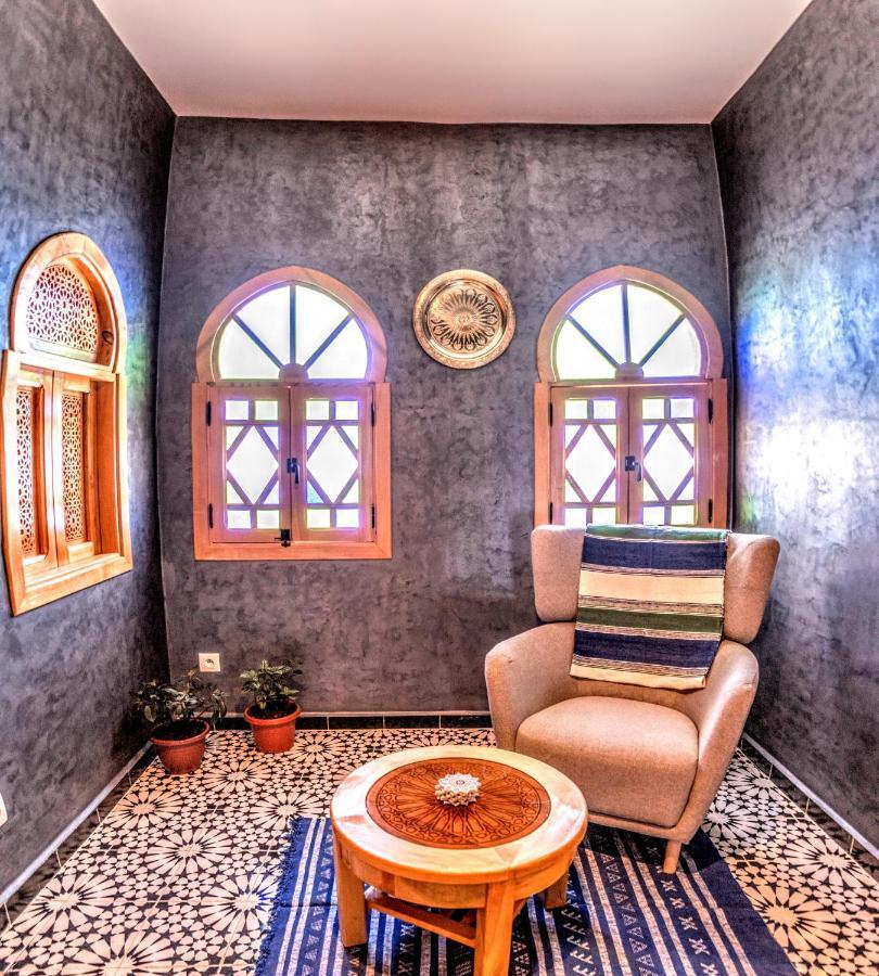 Old World Charm, Modern Comfort Szafszawan Zewnętrze zdjęcie